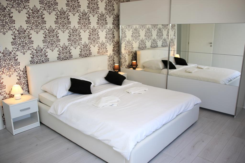 Apartment Mare Vodice Eksteriør billede