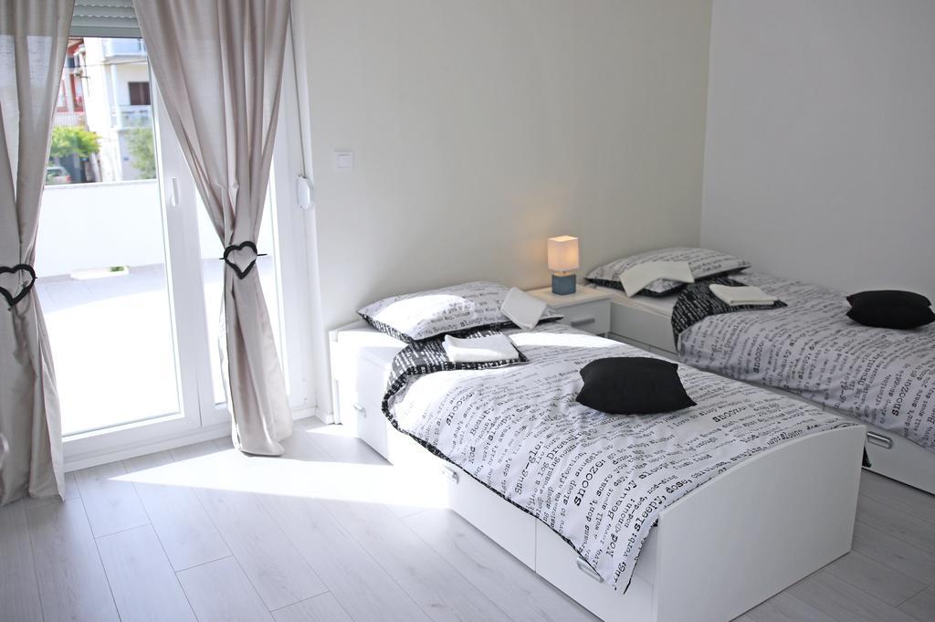 Apartment Mare Vodice Eksteriør billede