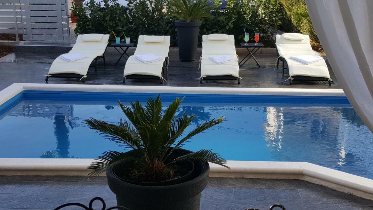 Apartment Mare Vodice Eksteriør billede