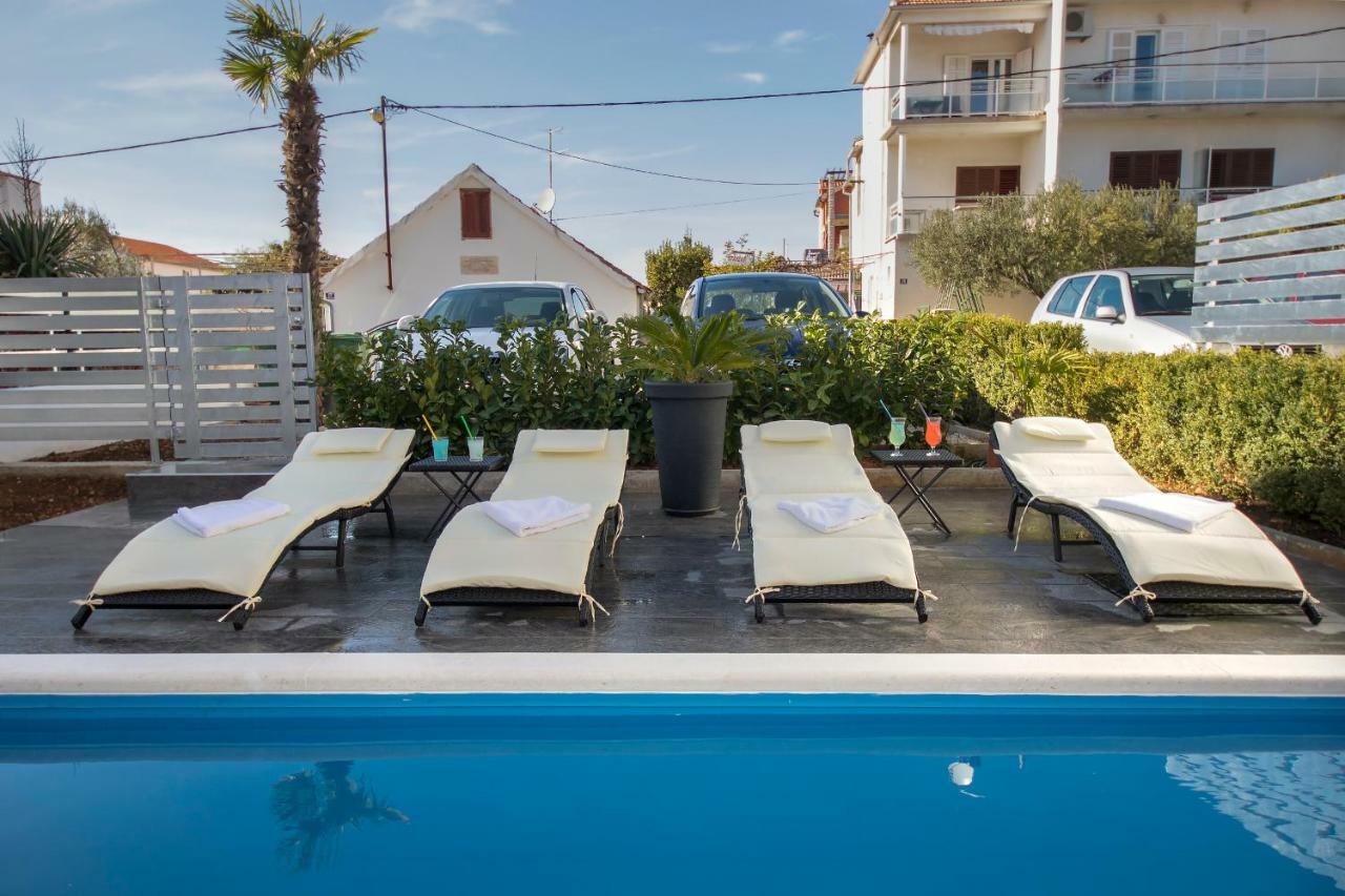 Apartment Mare Vodice Eksteriør billede